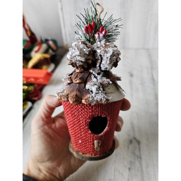 Unique birdhouse wooden acorn AS IS ornament tree - Picture 8 of 9